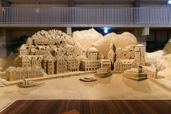 砂の美術館第11期作品画像 ブリッゲン-ノルウェー・ベルゲンの旧市街地-