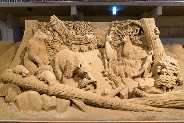 砂の美術館第11期作品画像 音楽 グリーグと作品『北欧の動物たち』